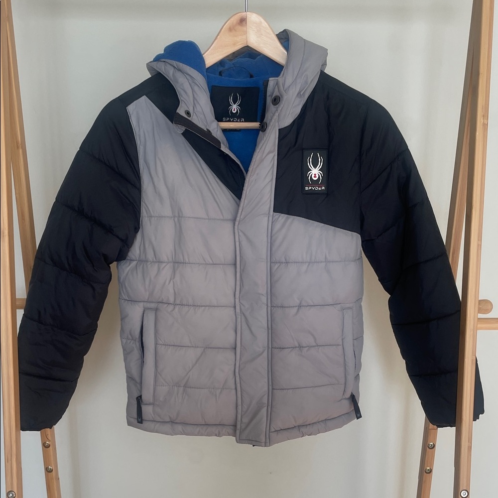 Spyder Two-Tone Puffer Jacket in Gray and Black